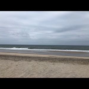 Meet your Posher, Claire